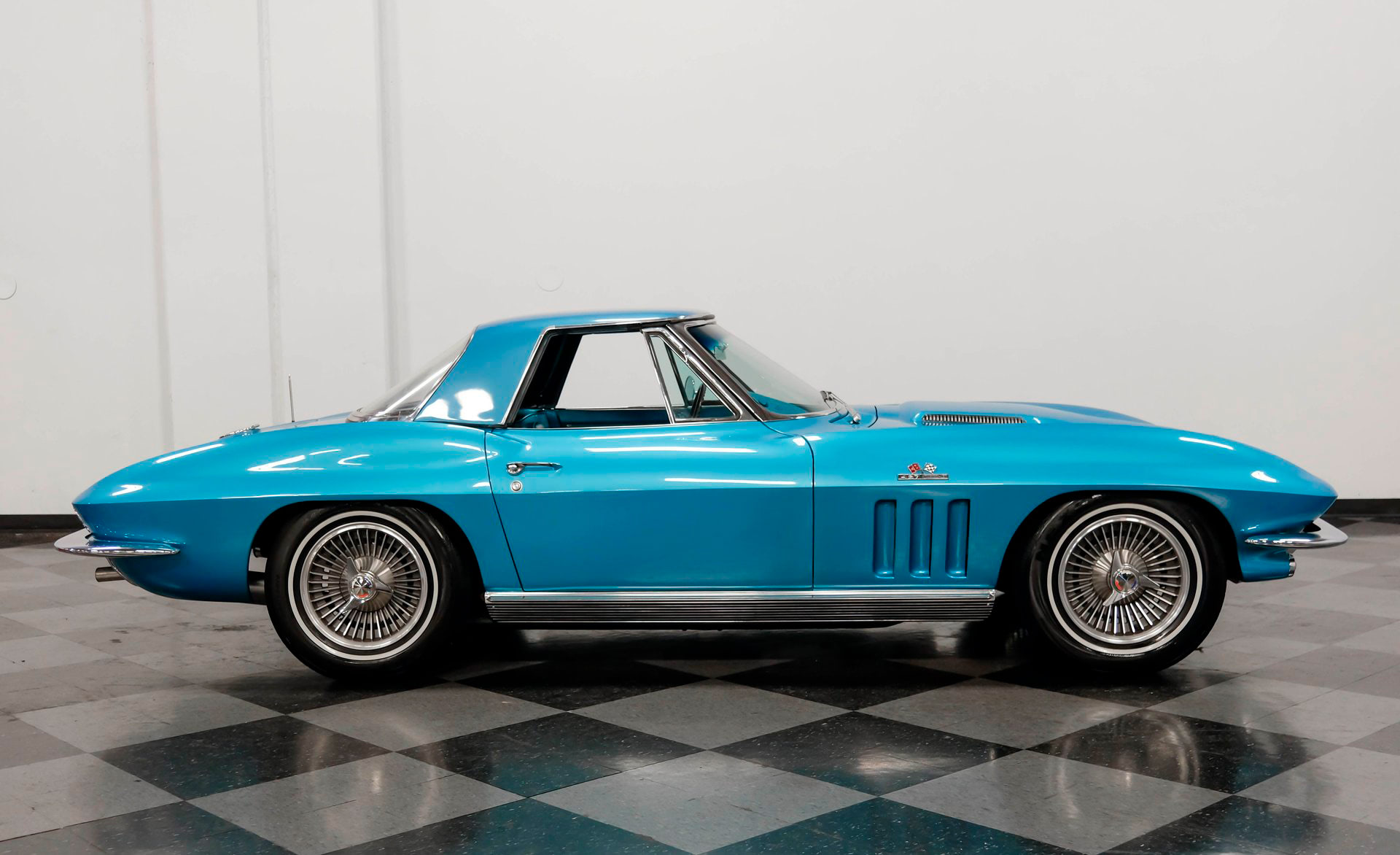 1966 Chevrolet Corvette 427 Convertible