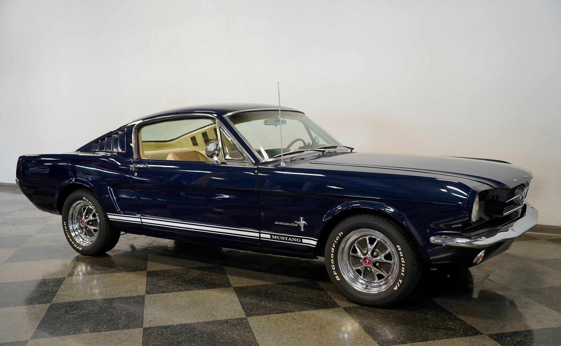 1965 Ford Mustang 2+2 Fastback